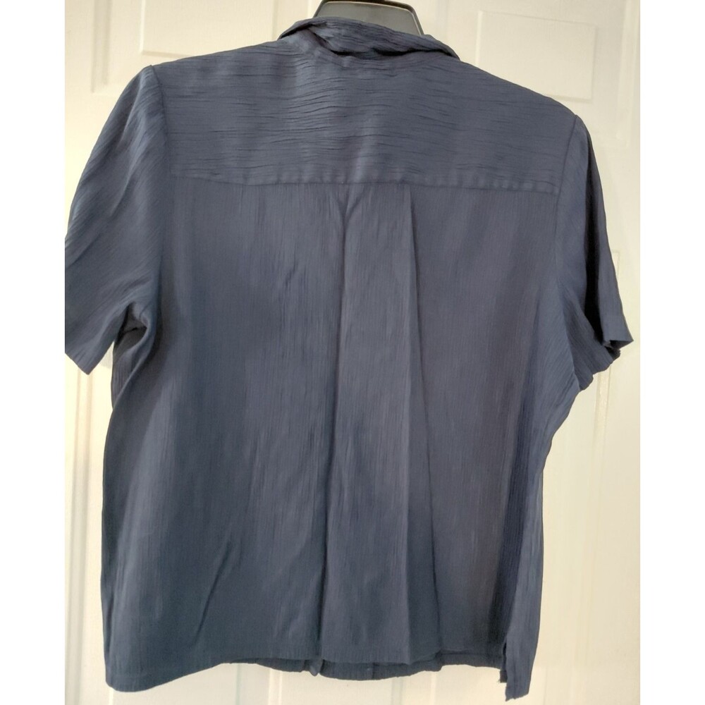 Jaclyn Smith Navy Crinkle Blouse - Picture 2 of 6